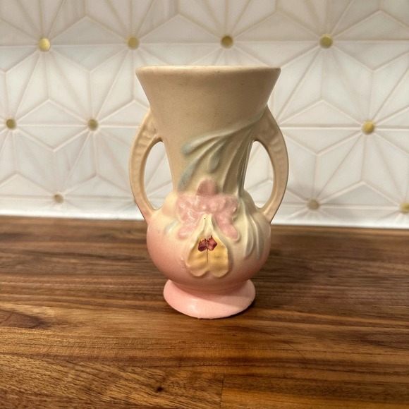 Vintage Hull Flower Vase, Orchid Motif, Double Handle, USA made, 1930s - Picture 1 of 6